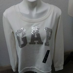 Nwt gap shirt